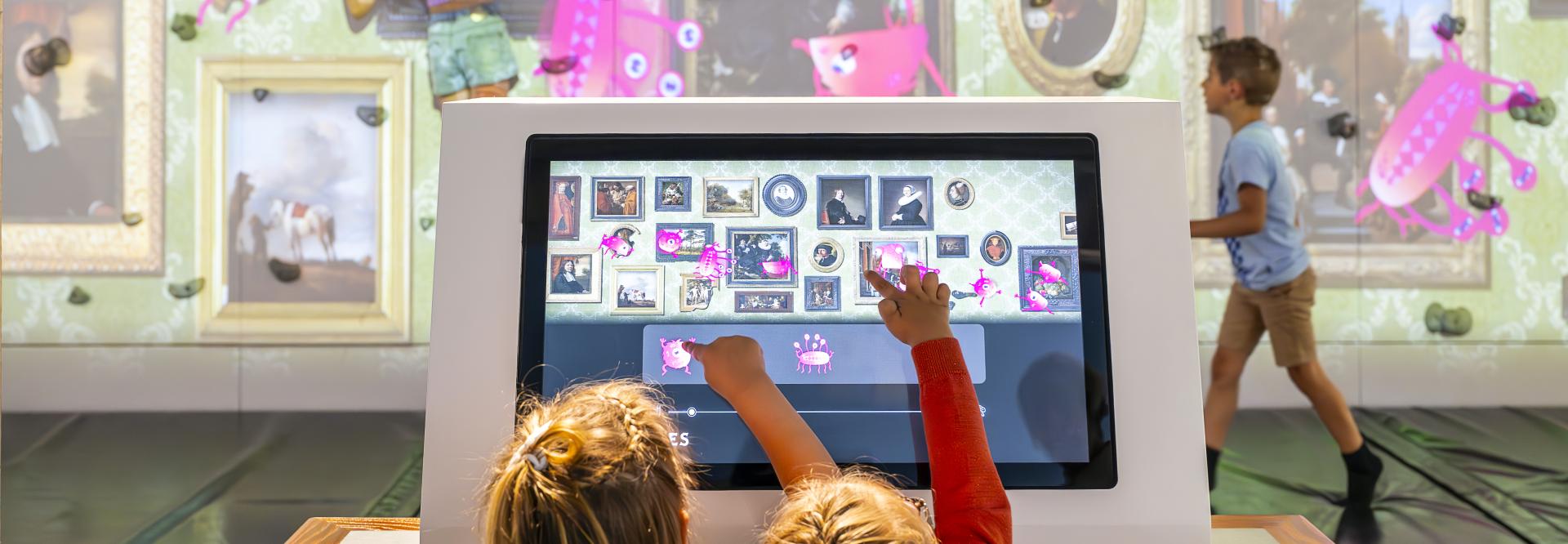 Kinderen die spel spelen